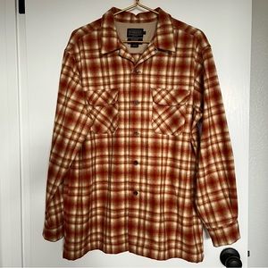 Pendleton Men’s Wool Board Shirt. Size large. Rust Plaid. Surf culture.